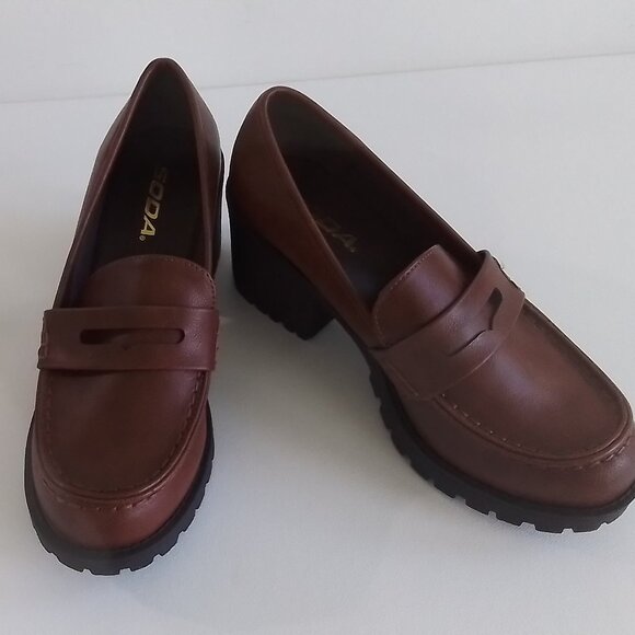 New Soda Chunky Mid Heel Brown Sole Penny Loafers 8M - Picture 3 of 5